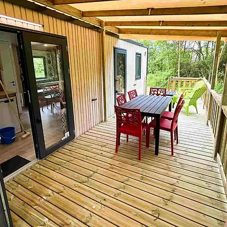 مكان تخييم Mobile Prestige 2 5-7 Personnes Doué-la-Fontaine